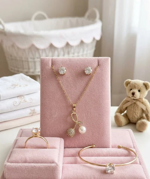 Elegant Pearl & Crystal Jewelry Set